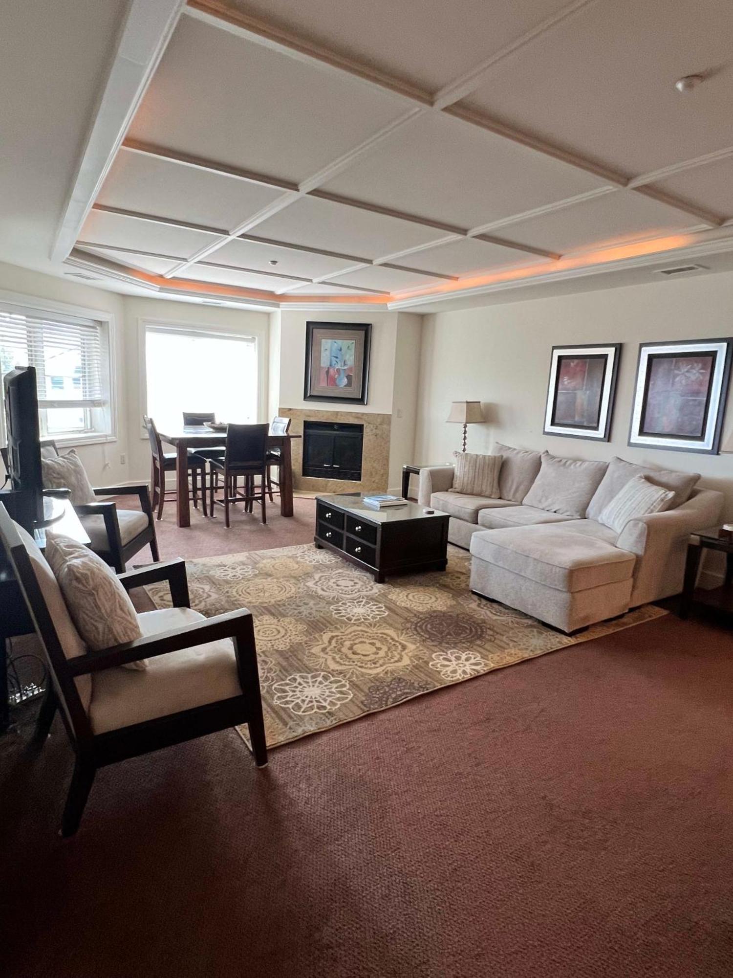 Third Floor Suite With Lots Of Amenties Traverse City Esterno foto