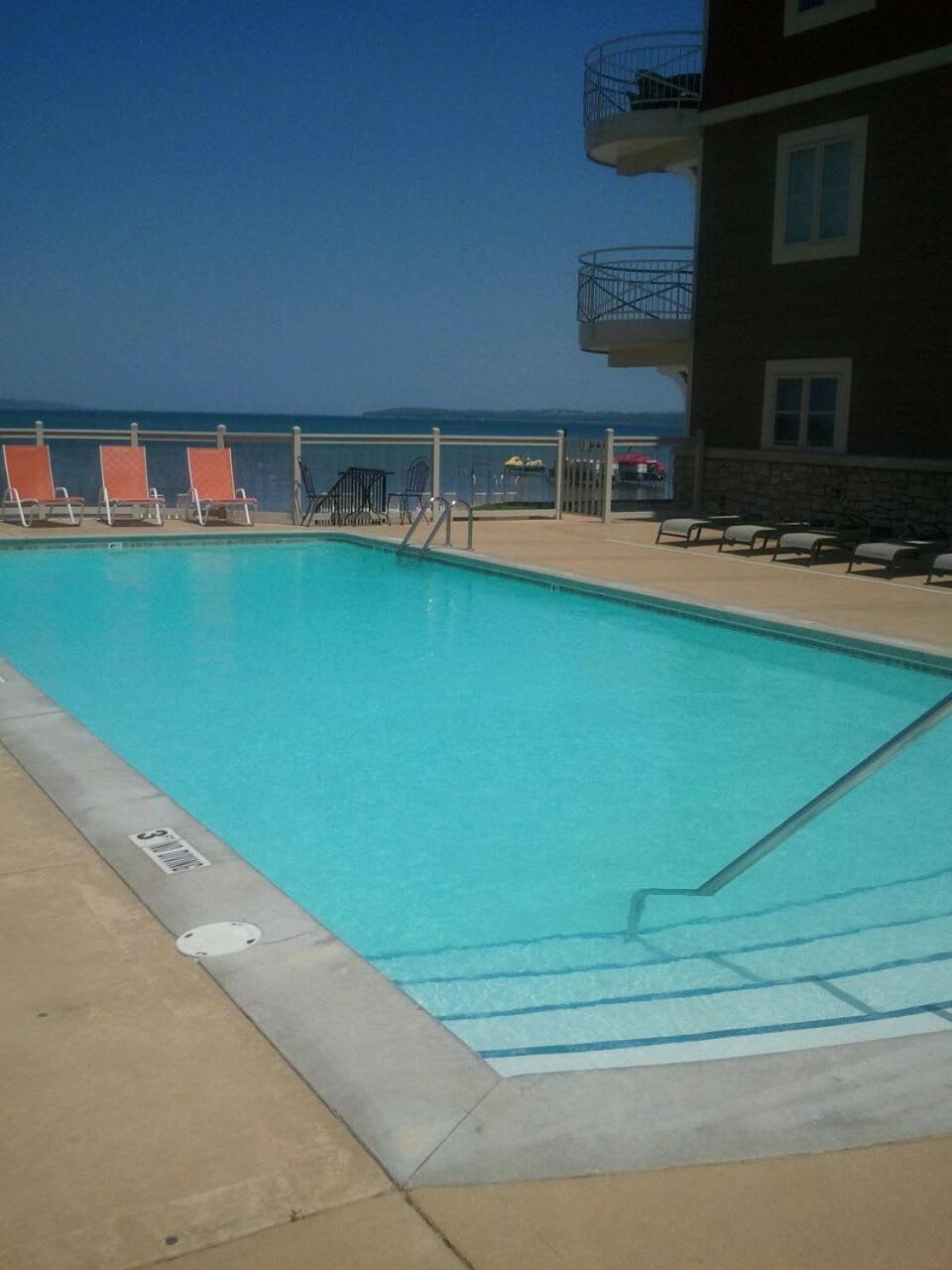 Third Floor Suite With Lots Of Amenties Traverse City Esterno foto